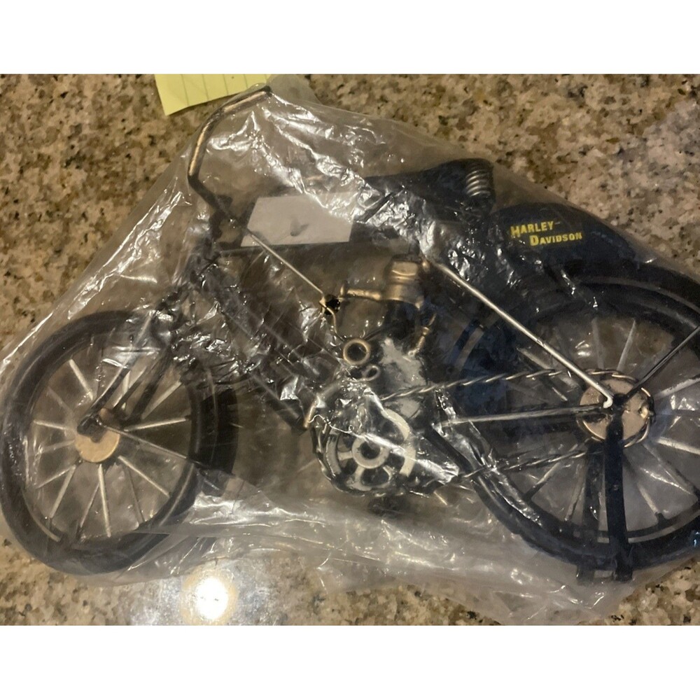 FAIRFIELD COLL.060V1903 HARLEY-DAVIDSON VINTAGE METAL MOTORCYCLE-1:18 SCALE-NIB!